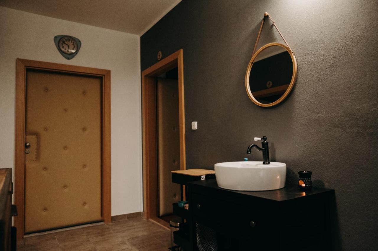 סלאקוב או ברנה Simply Rooms מראה חיצוני תמונה