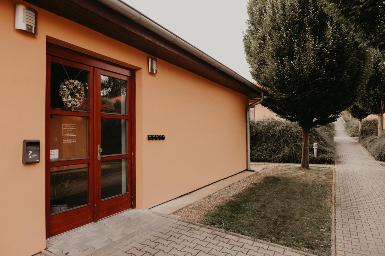 סלאקוב או ברנה Simply Rooms מראה חיצוני תמונה
